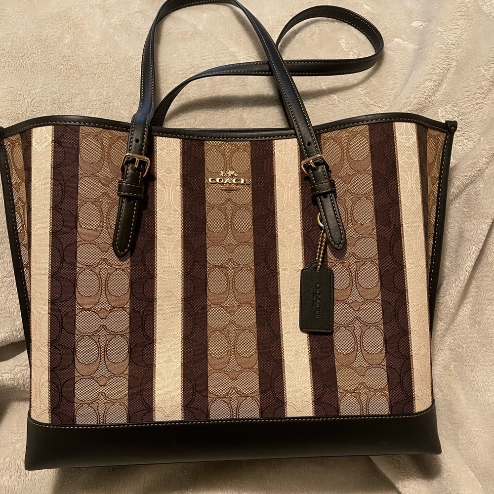 Coach - Mollie Tote 25 In Signature Jacquard With Stripes - Picture 6 of 14